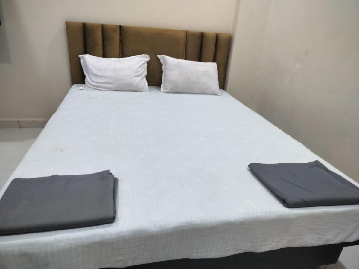 Satkar Home Stay Ujjain Zewnętrze zdjęcie